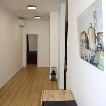 Mel's House * Бенковац
